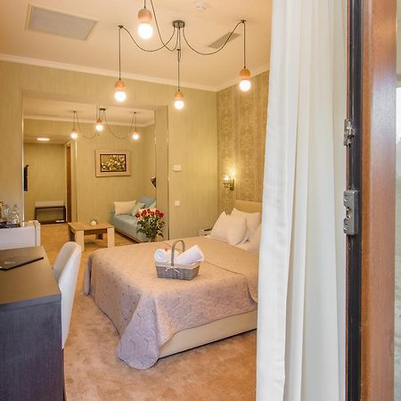 King David Hotel Tbilisi Buitenkant foto