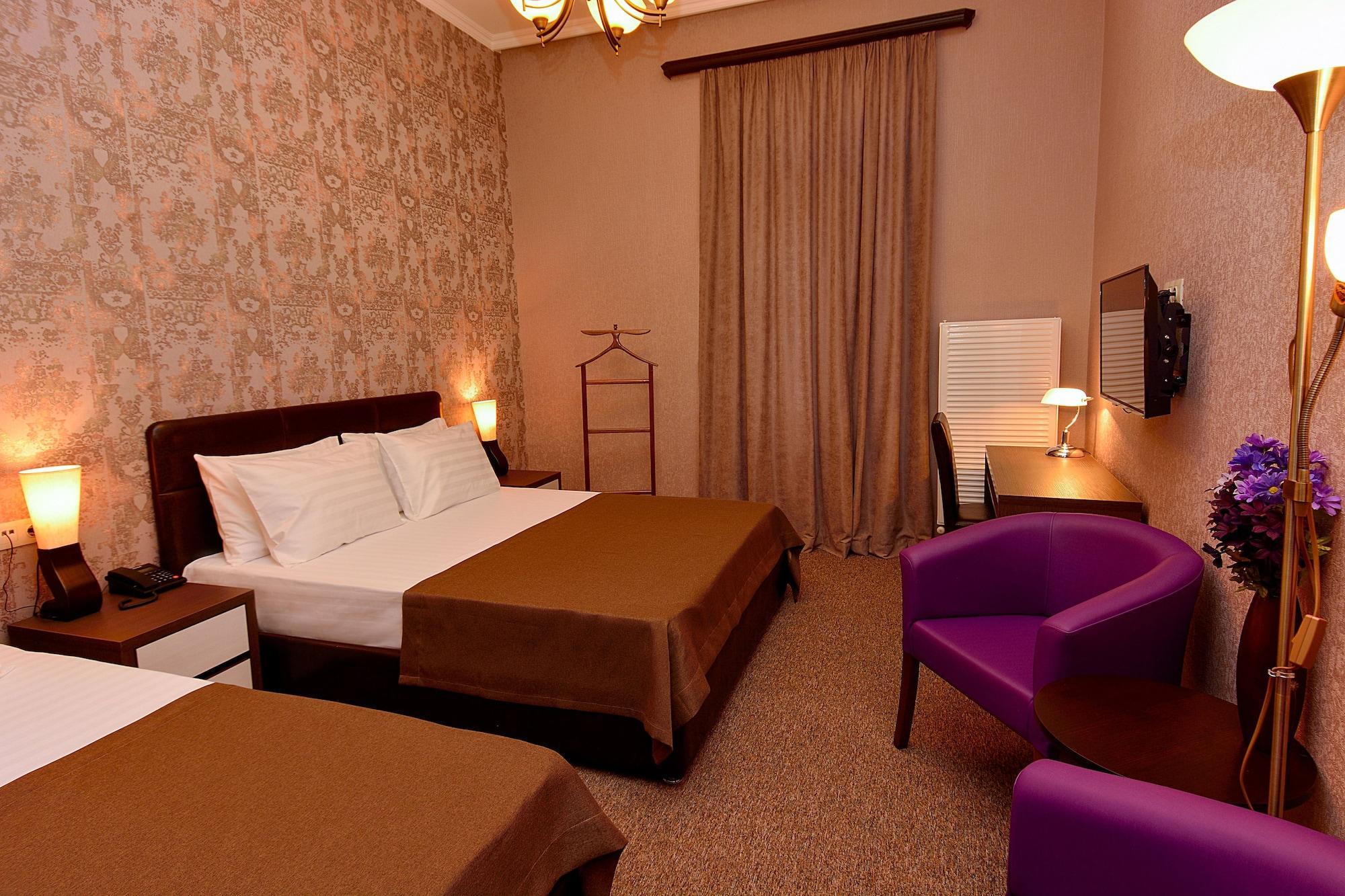 King David Hotel Tbilisi Buitenkant foto