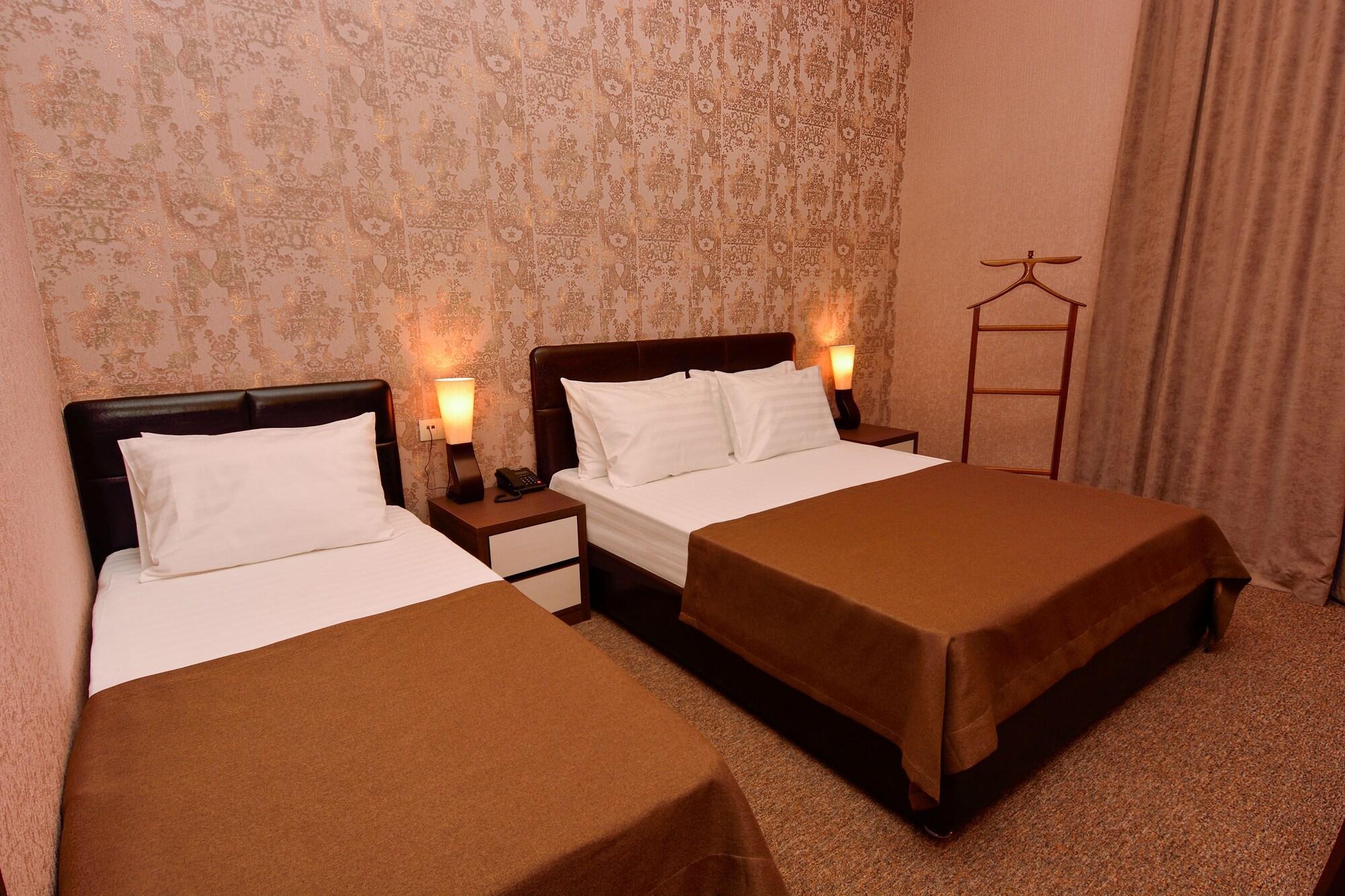 King David Hotel Tbilisi Buitenkant foto