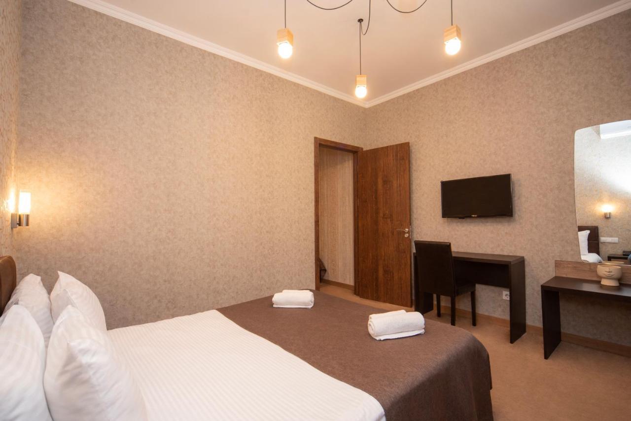 King David Hotel Tbilisi Buitenkant foto