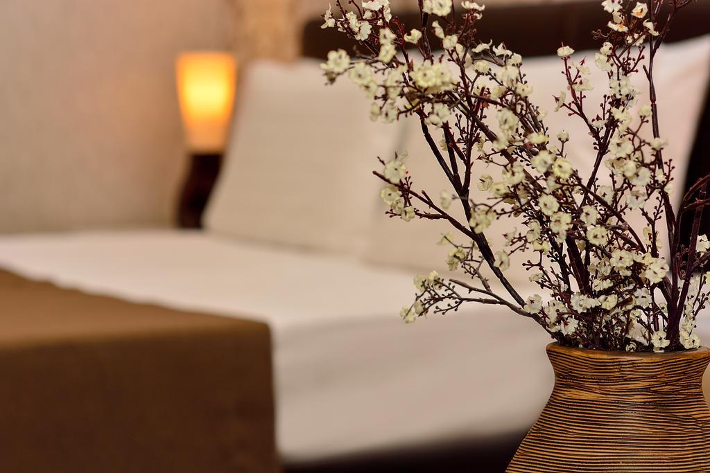 King David Hotel Tbilisi Buitenkant foto
