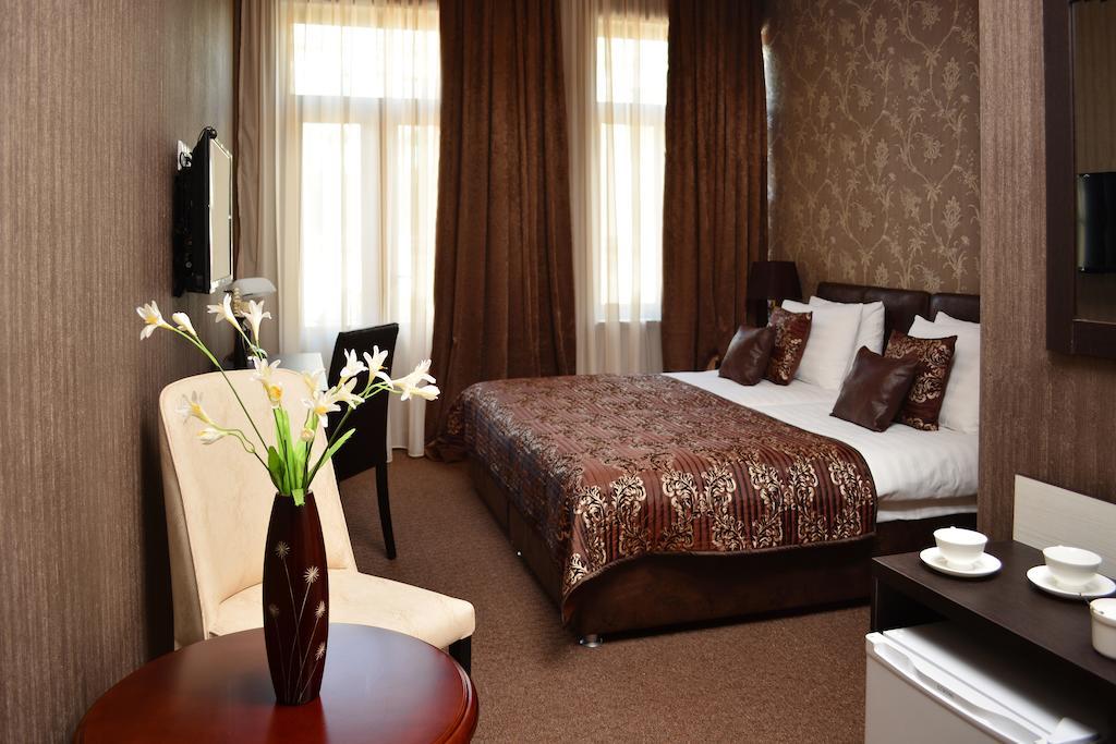 King David Hotel Tbilisi Buitenkant foto