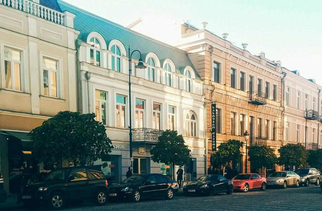 King David Hotel Tbilisi Buitenkant foto