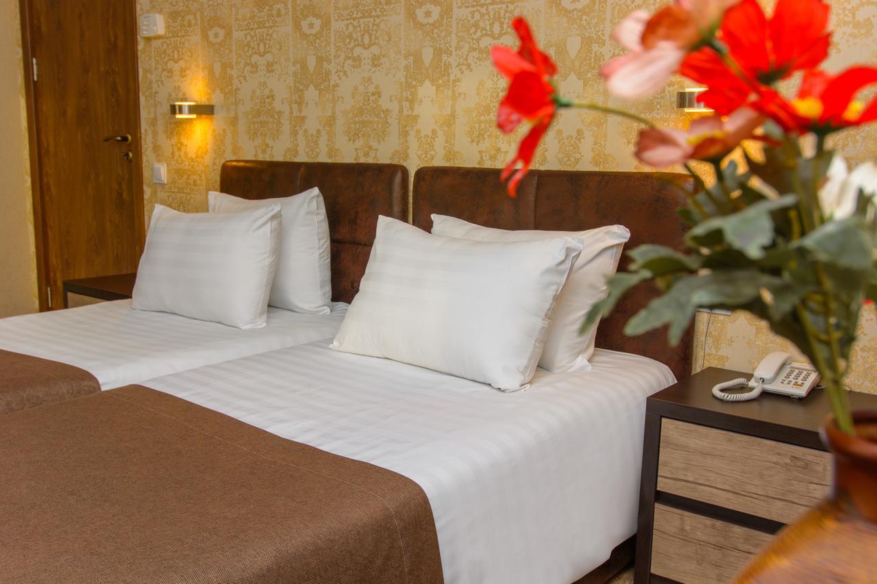 King David Hotel Tbilisi Buitenkant foto